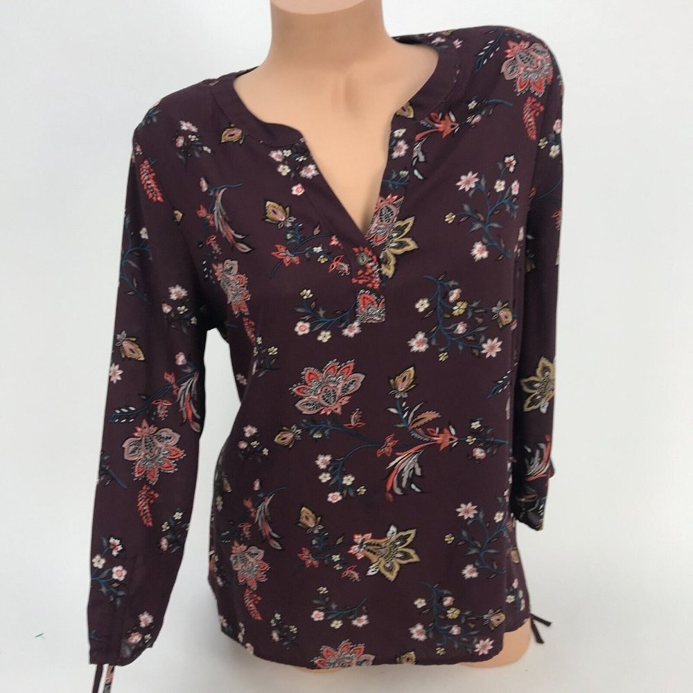 Everleigh Women's Medium‎ Floral Printed Long Sleeve V-Neck Top Blouse Tee